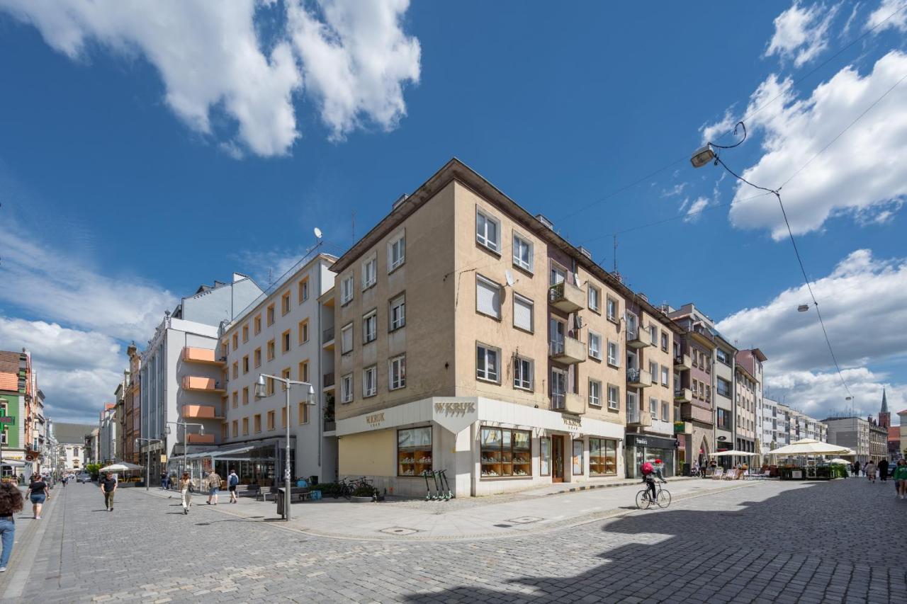 Market Square Corner Apartment Kuznicza By Noclegi Renters Breslávia Exterior foto