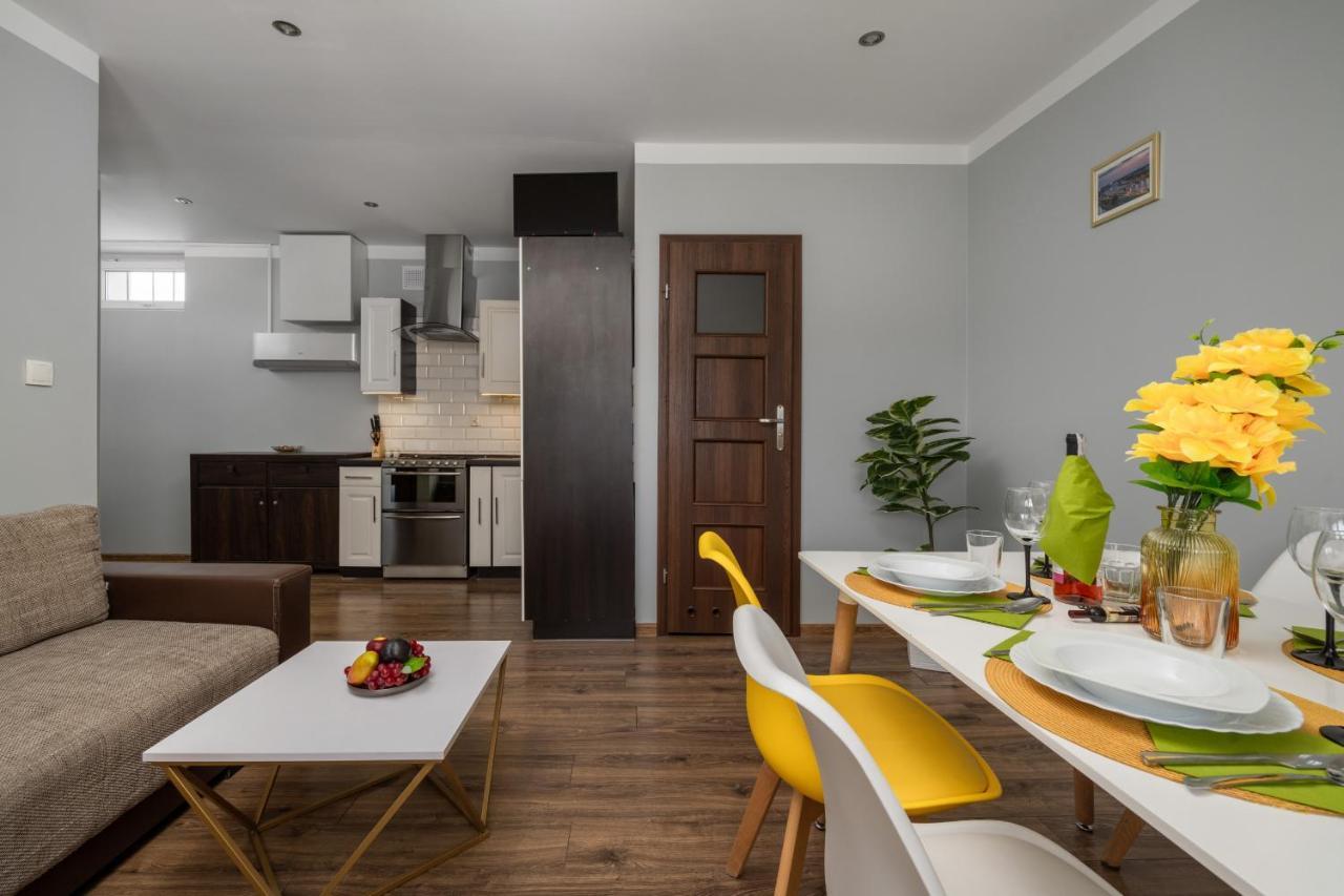 Market Square Corner Apartment Kuznicza By Noclegi Renters Breslávia Exterior foto
